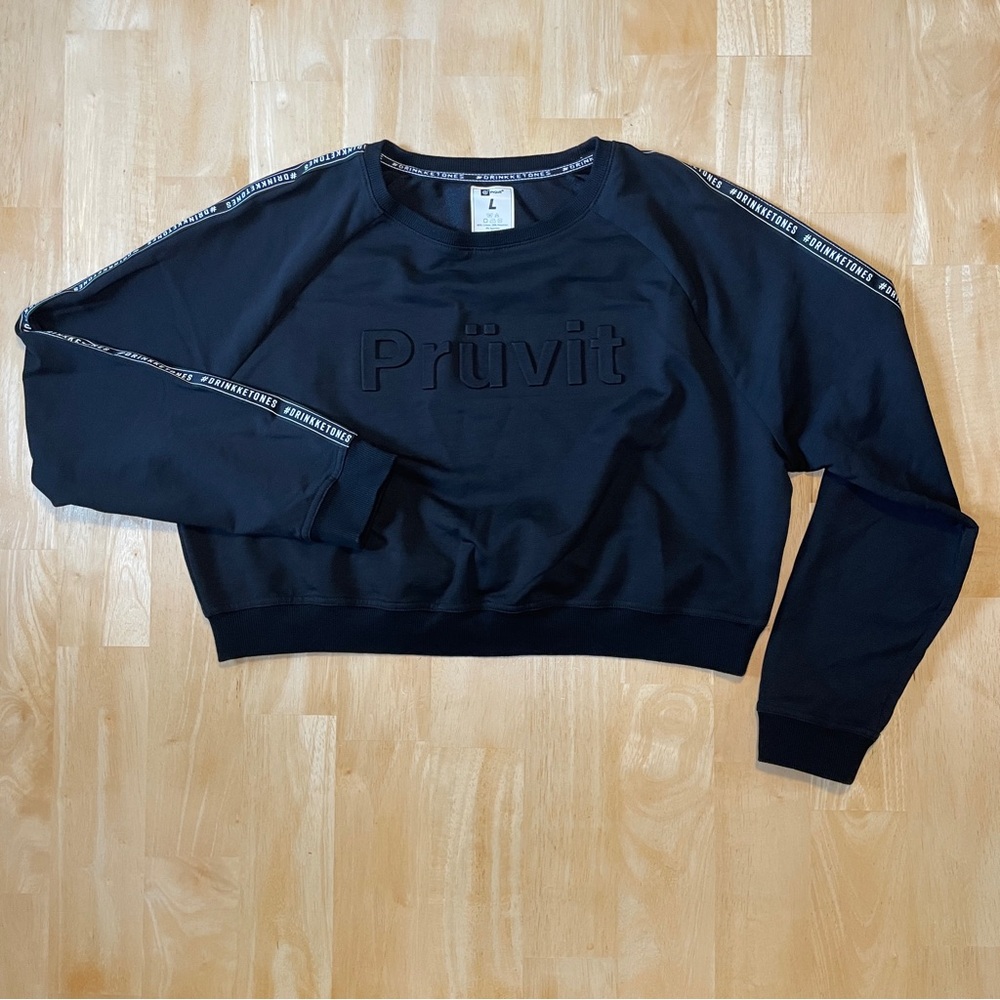 Prüvit Imprint Crop Sweater - Black